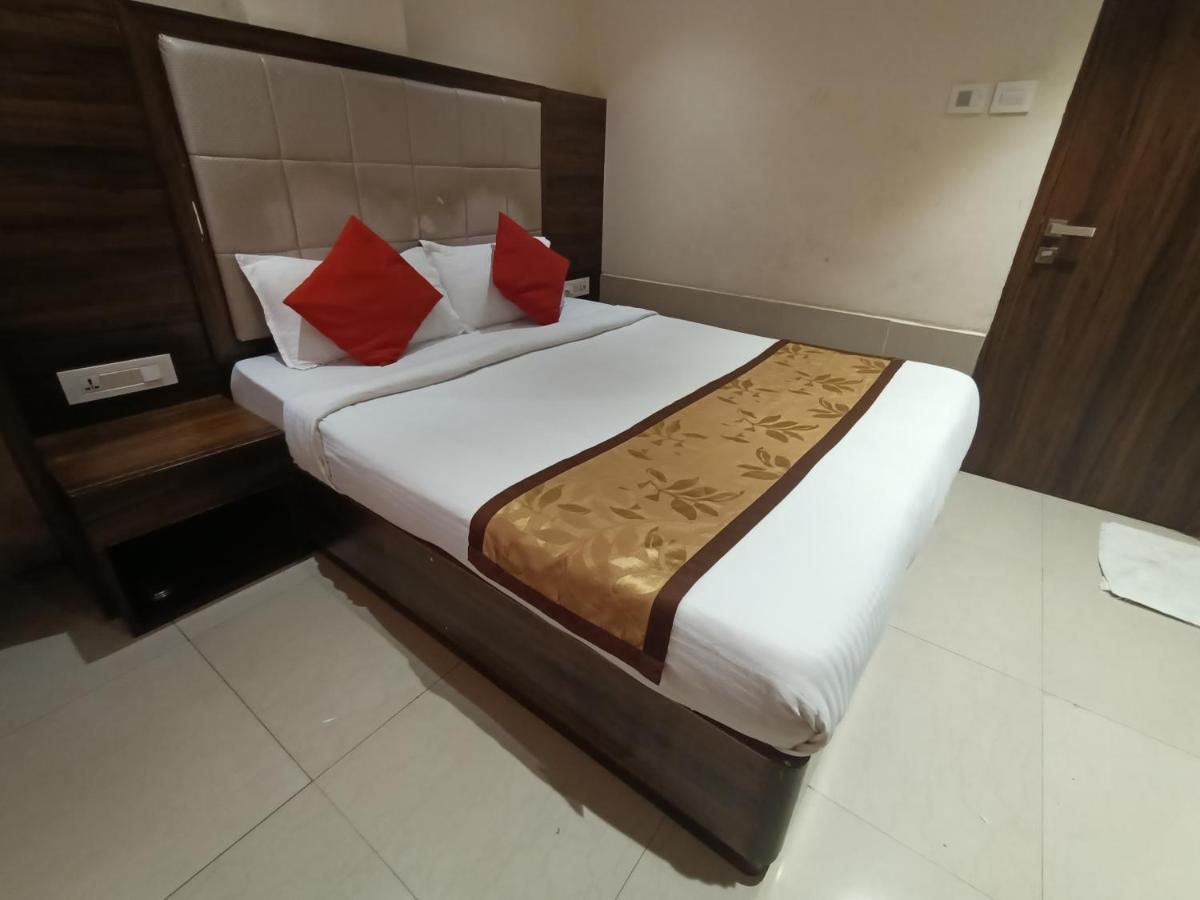 Fabhotel Regal Inn Bombay Eksteriør billede