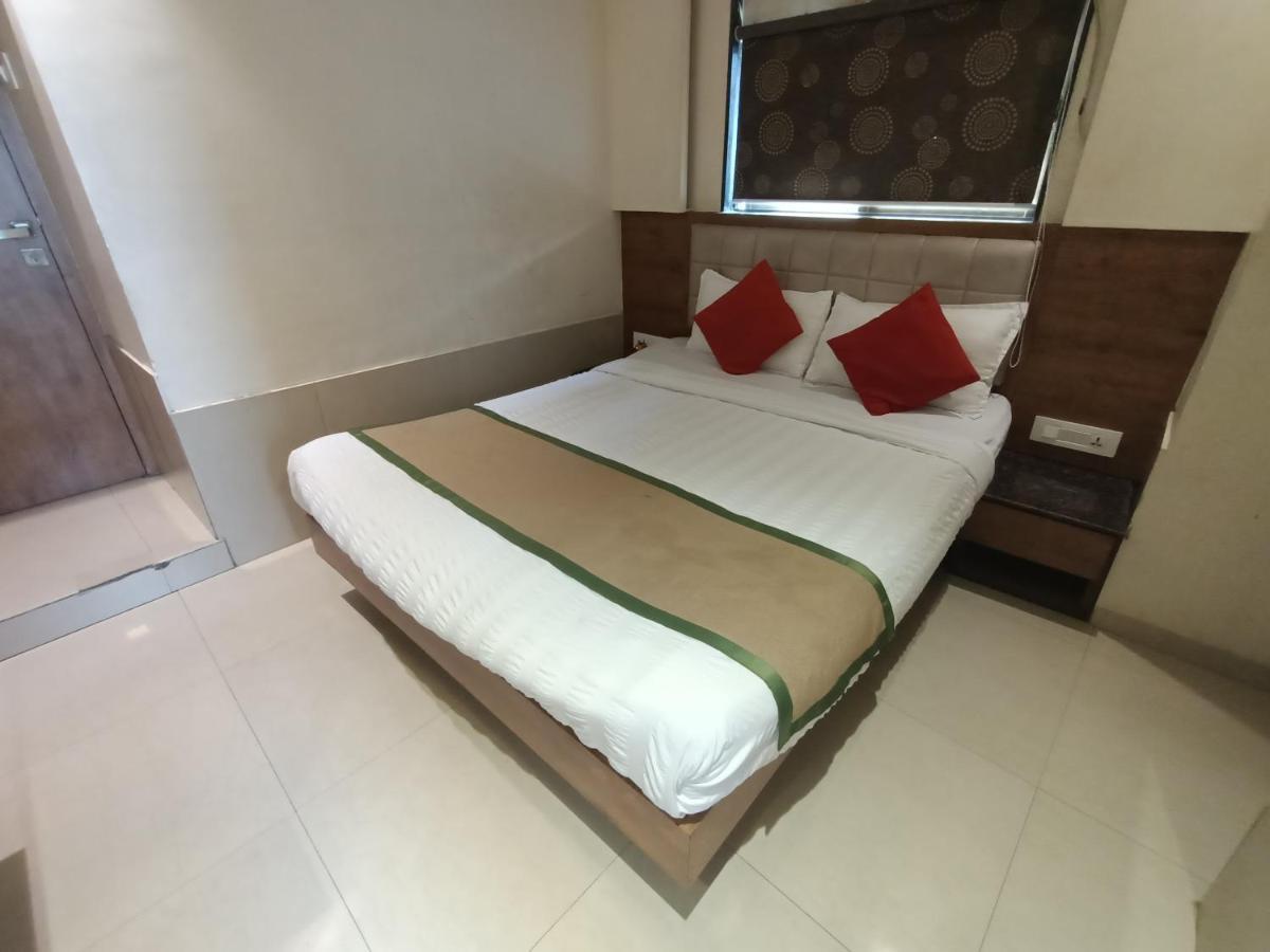 Fabhotel Regal Inn Bombay Eksteriør billede