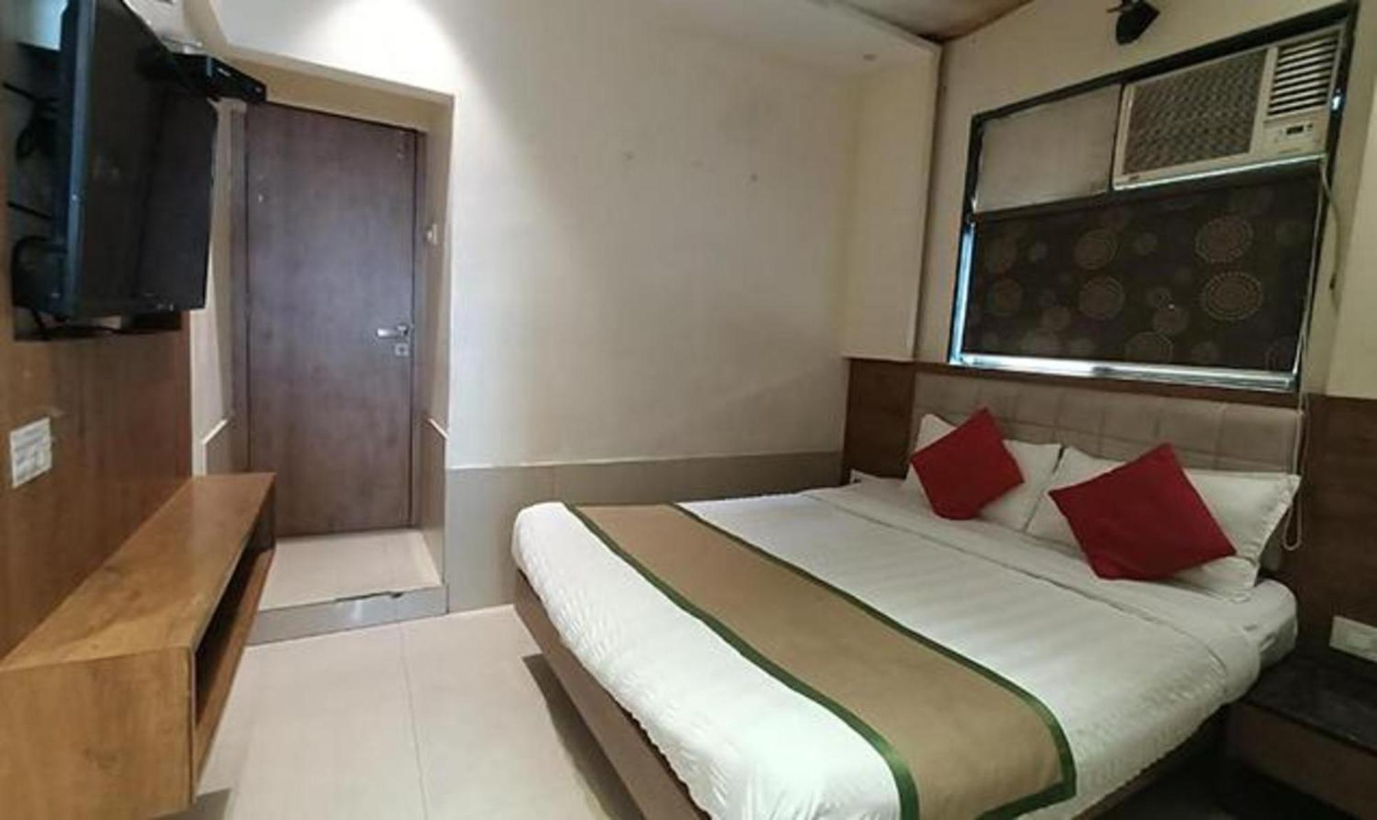 Fabhotel Regal Inn Bombay Eksteriør billede